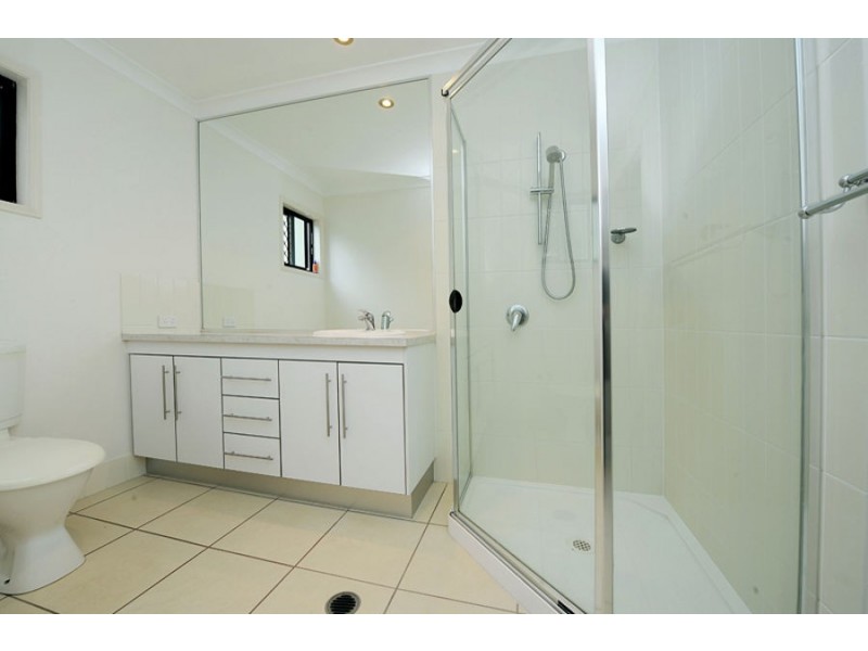 1/2 Rosewood St, Caloundra West QLD 4551