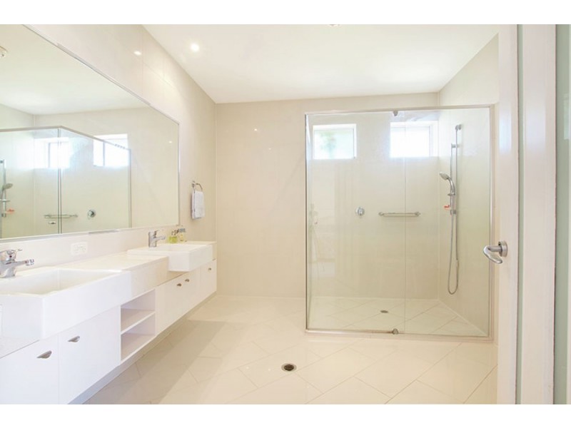 17 Hartley Crescent, Pelican Waters QLD 4551