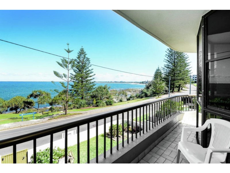 Unit 4/45 Victoria Terrace, Kings Beach QLD 4551
