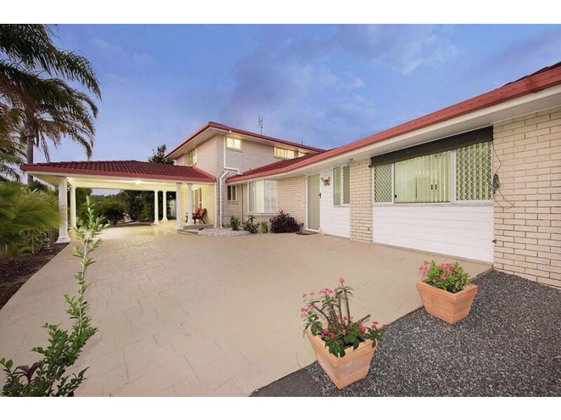 1 Pinewood Street, Little Mountain QLD 4551