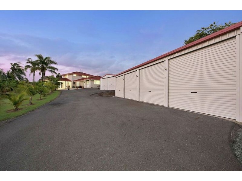 1 Pinewood Street, Little Mountain QLD 4551