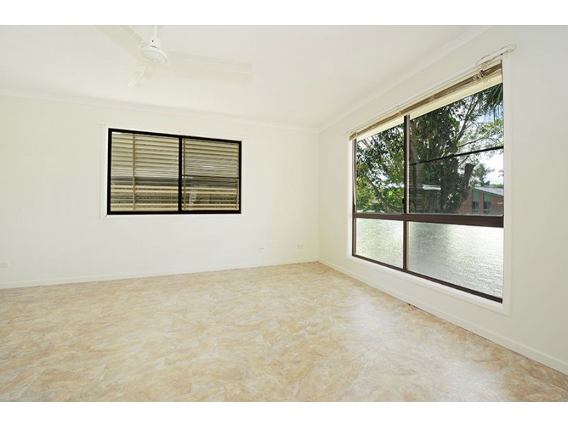 123 Coronation Avenue, Golden Beach QLD 4551