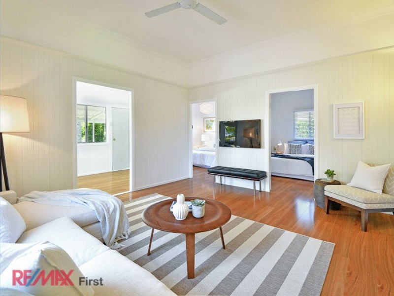 8 Palmer Avenue, Golden Beach QLD 4551