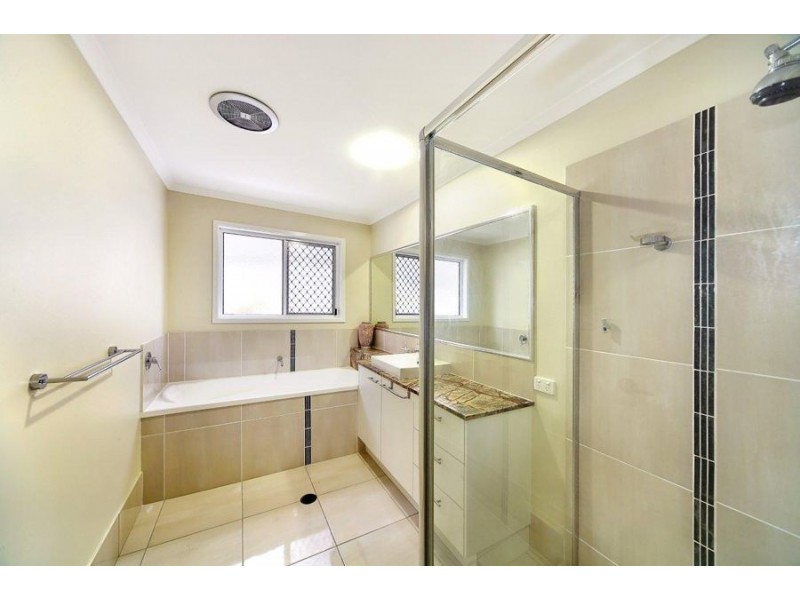 5 Lakewood Street, Little Mountain QLD 4551