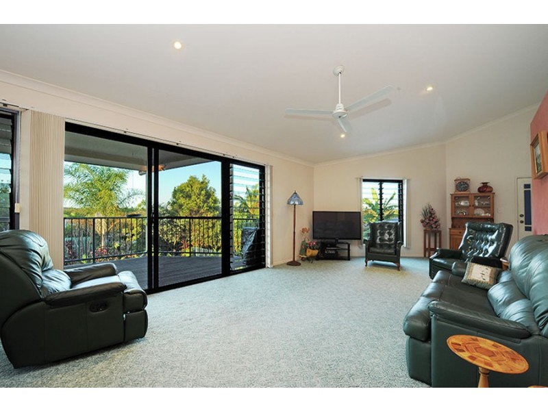 3 Manor Court, Little Mountain QLD 4551