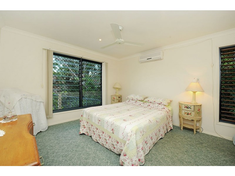 3 Manor Court, Little Mountain QLD 4551