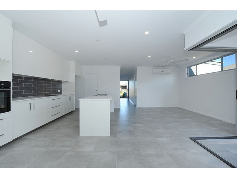 1/27 Verde Circuit, Caloundra West QLD 4551