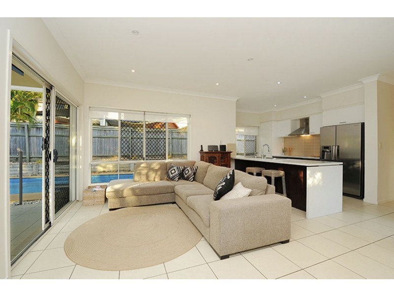 4 Park Hollow Mews, Little Mountain QLD 4551