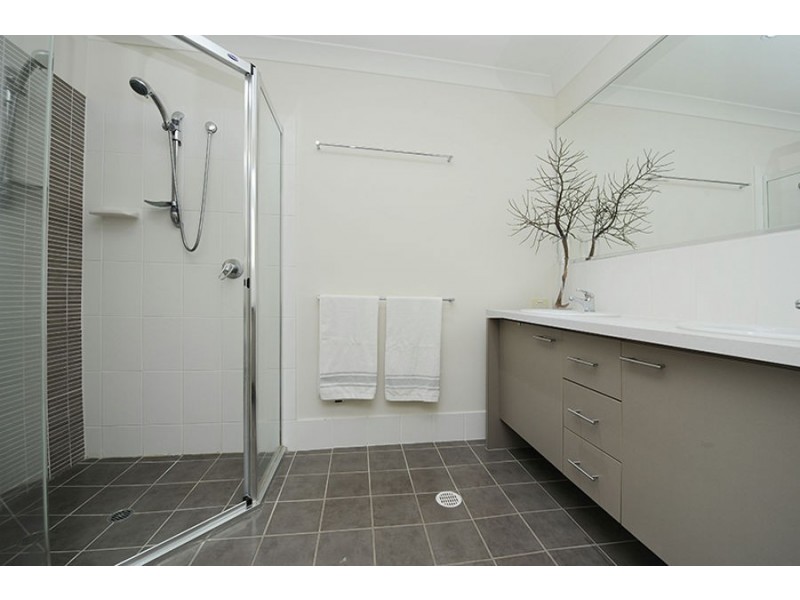 4 Park Hollow Mews, Little Mountain QLD 4551