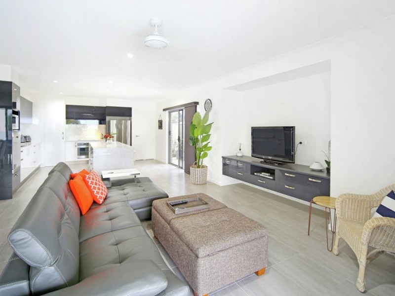 4 Alexander Street, Aroona QLD 4551