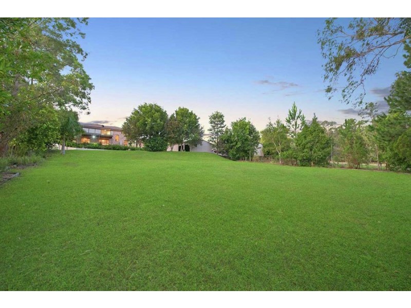 7 Ridgewood Road, Little Mountain QLD 4551