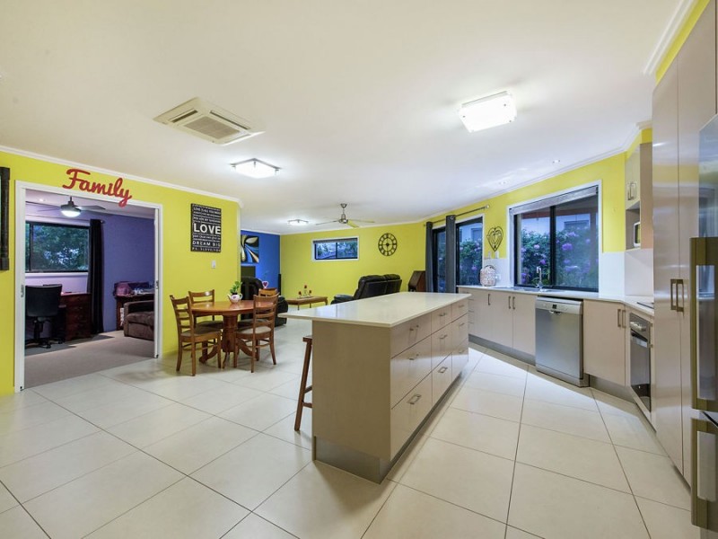 95 Little Mountain Drive, Little Mountain QLD 4551