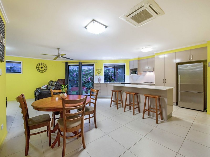 95 Little Mountain Drive, Little Mountain QLD 4551