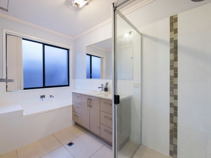 95 Little Mountain Drive, Little Mountain QLD 4551