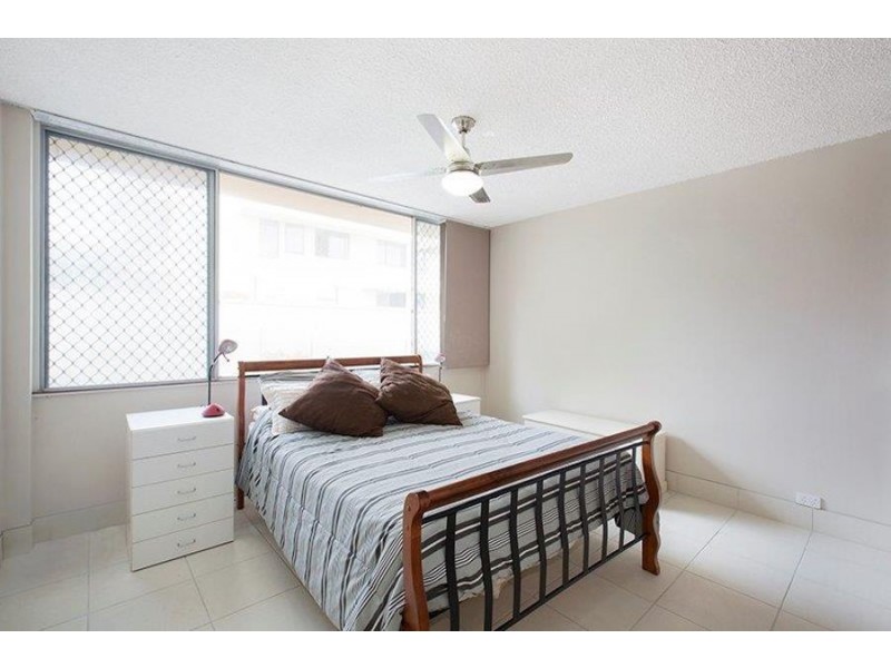 5/27 Burgess Street, Kings Beach QLD 4551