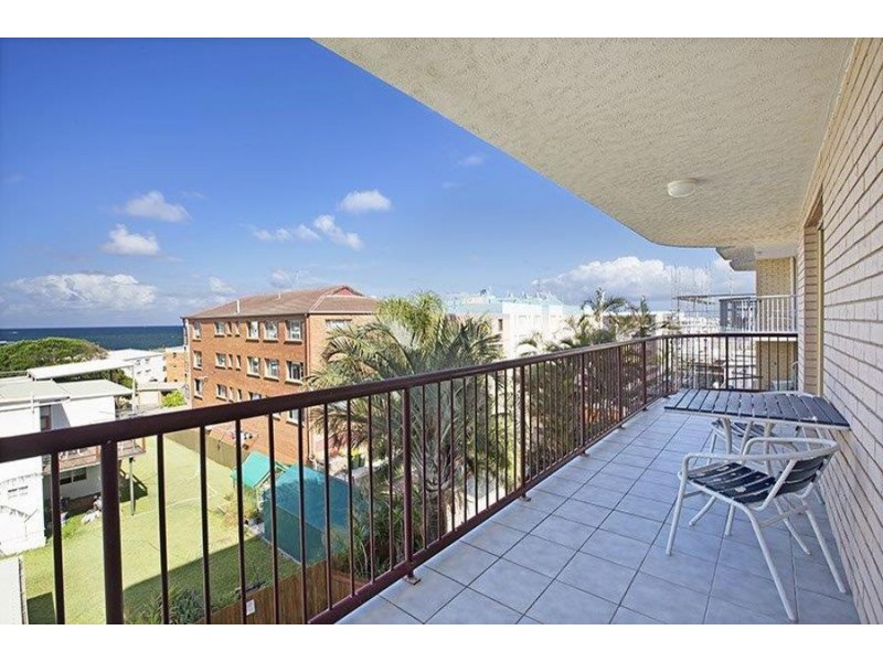 4/17 Mahia Terrace, Kings Beach QLD 4551