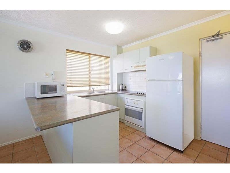 4/17 Mahia Terrace, Kings Beach QLD 4551