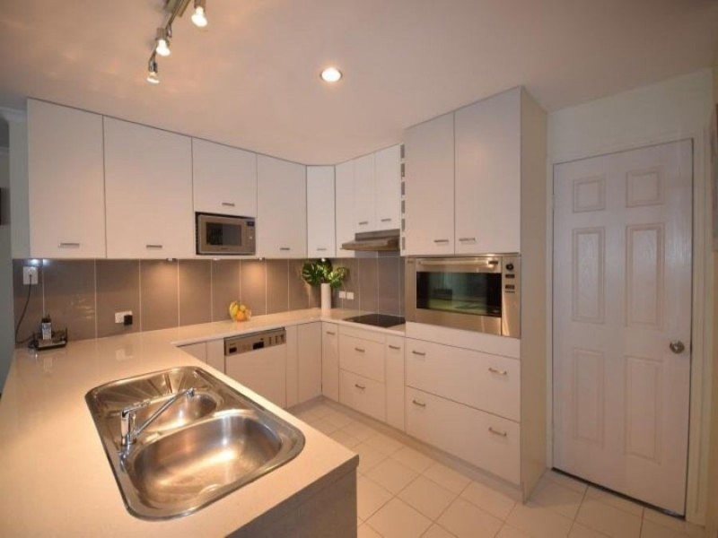 16 Caulfield Close, Little Mountain QLD 4551