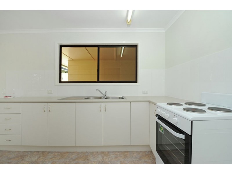 123 Coronation Avenue, Golden Beach QLD 4551