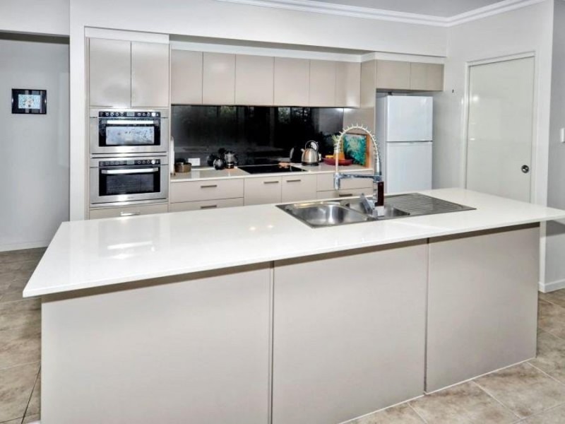 16 Foreshore Crt, Dicky Beach QLD 4551