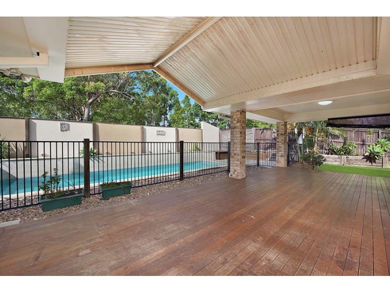 1 Gumview Place, Little Mountain QLD 4551