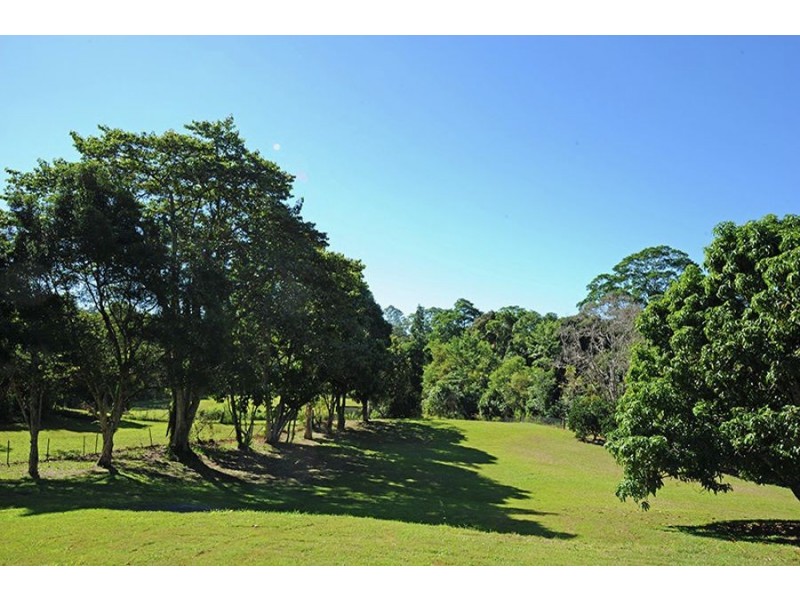 68 Andersen Road, Diamond Valley QLD 4553