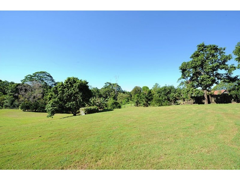 68 Andersen Road, Diamond Valley QLD 4553