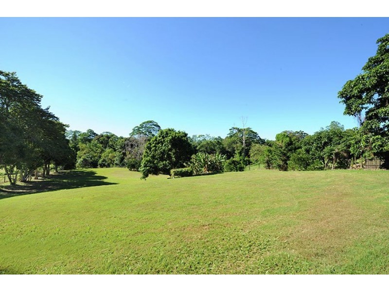 68 Andersen Road, Diamond Valley QLD 4553