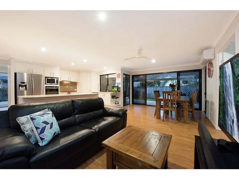 14 Acaciabark  Place, Little Mountain QLD 4551