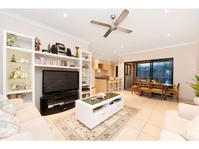 15 Tall Trees Way, Little Mountain QLD 4551