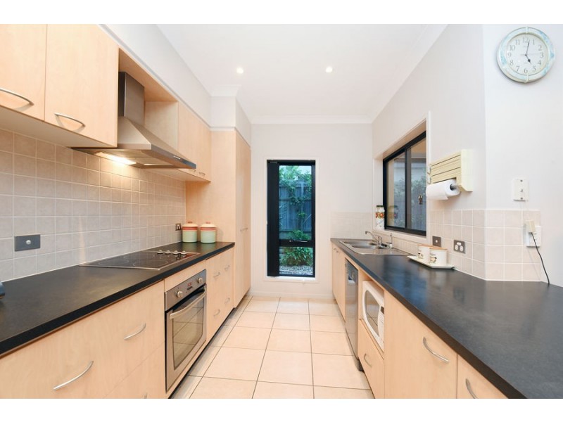 15 Tall Trees Way, Little Mountain QLD 4551