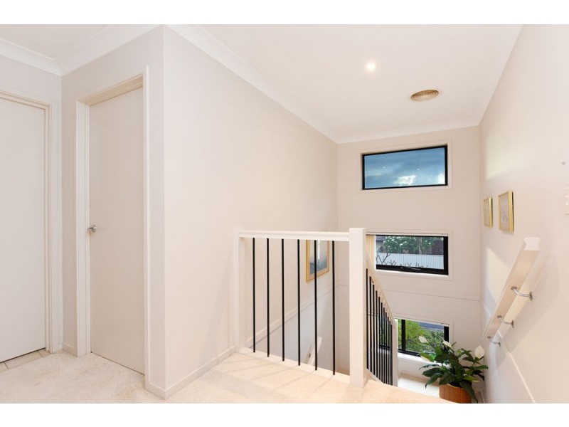 15 Tall Trees Way, Little Mountain QLD 4551