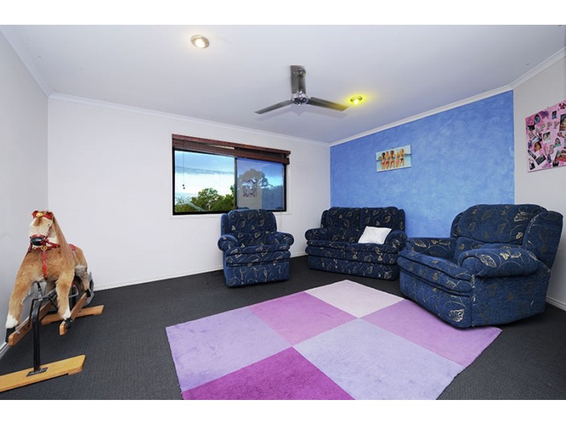 243 Caloundra Road, Little Mountain QLD 4551