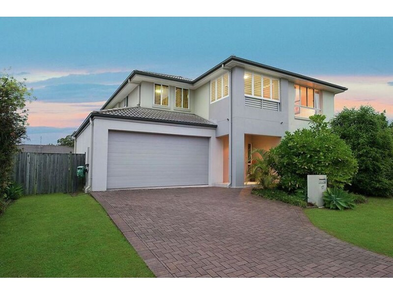 17 Hillview Crescent, Little Mountain QLD 4551