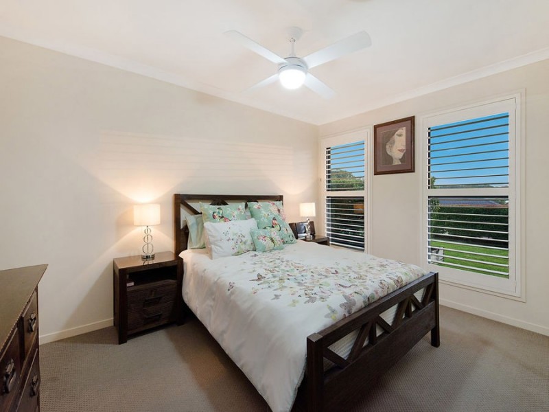 8 Cullen Drive, Little Mountain QLD 4551