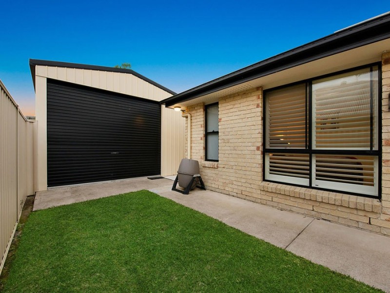 8 Cullen Drive, Little Mountain QLD 4551