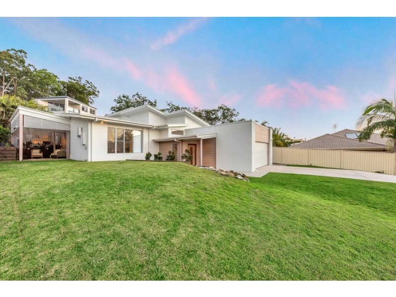 6 Parkhill Court, Little Mountain QLD 4551