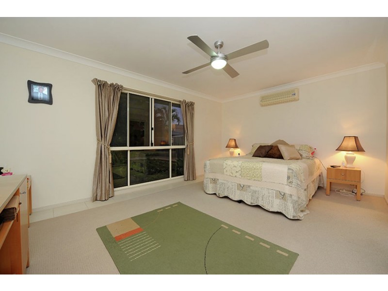 4 Mykonos Court, Kawana Island QLD 4575