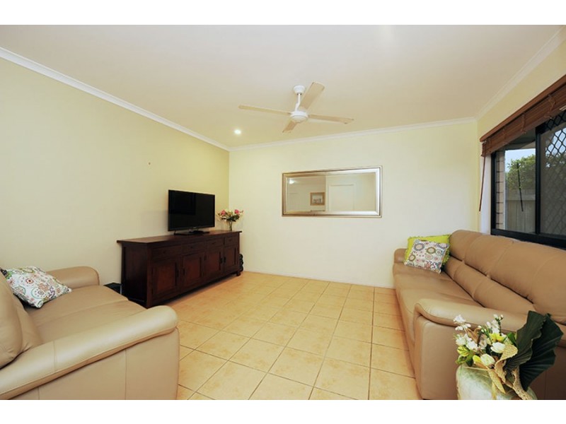 12 Rosslare Street, Caloundra West QLD 4551