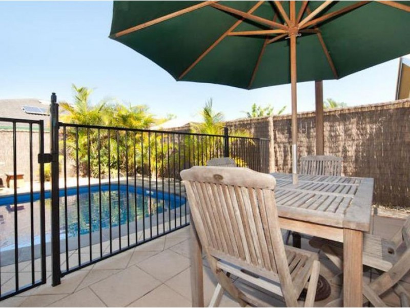 49 O’Reilly Dr, Caloundra West QLD 4551