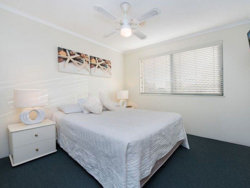 Unit 9/68 Esplanade, Golden Beach QLD 4551