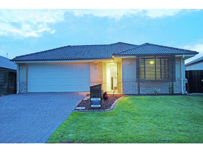 45 Alicia Circuit, Little Mountain QLD 4551