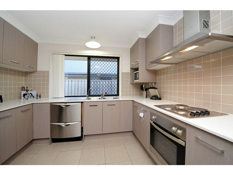 45 Alicia Circuit, Little Mountain QLD 4551