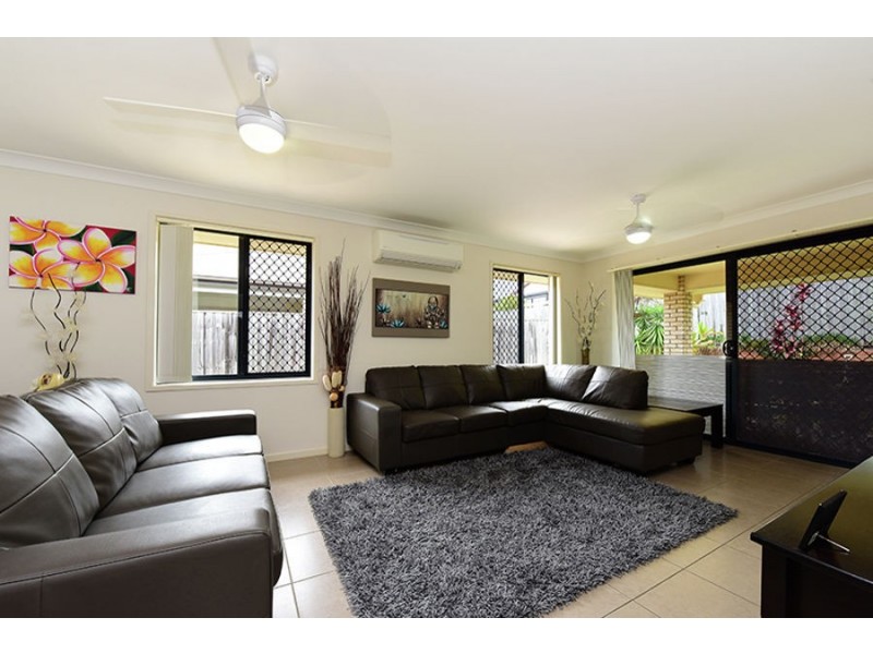 45 Alicia Circuit, Little Mountain QLD 4551