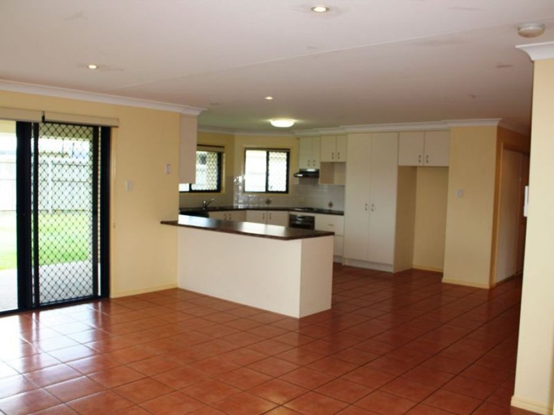 31 Montserrat Crescent, Caloundra West QLD 4551