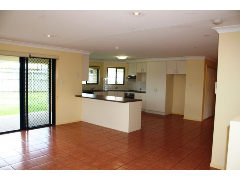 31 Montserrat Crescent, Caloundra West QLD 4551