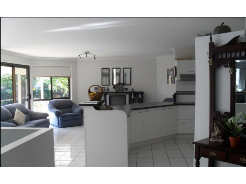 1 Tripcony Court, Pelican Waters QLD 4551