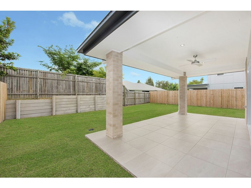 6 Little Mountain Drive, Little Mountain QLD 4551