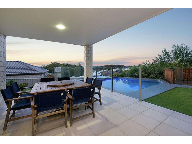 5 Lakewood St, Little Mountain QLD 4551