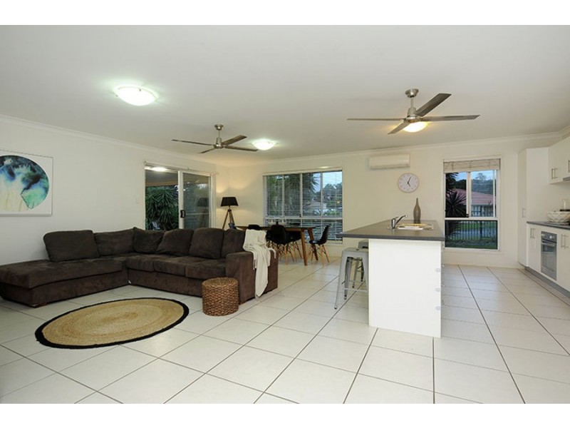 19 Discovery Drive, Little Mountain QLD 4551